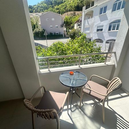 Apartments Manojlovic ブドヴァ エクステリア 写真