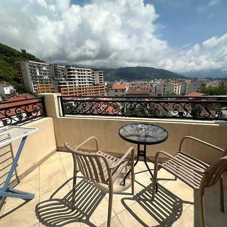 Apartments Manojlovic ブドヴァ エクステリア 写真