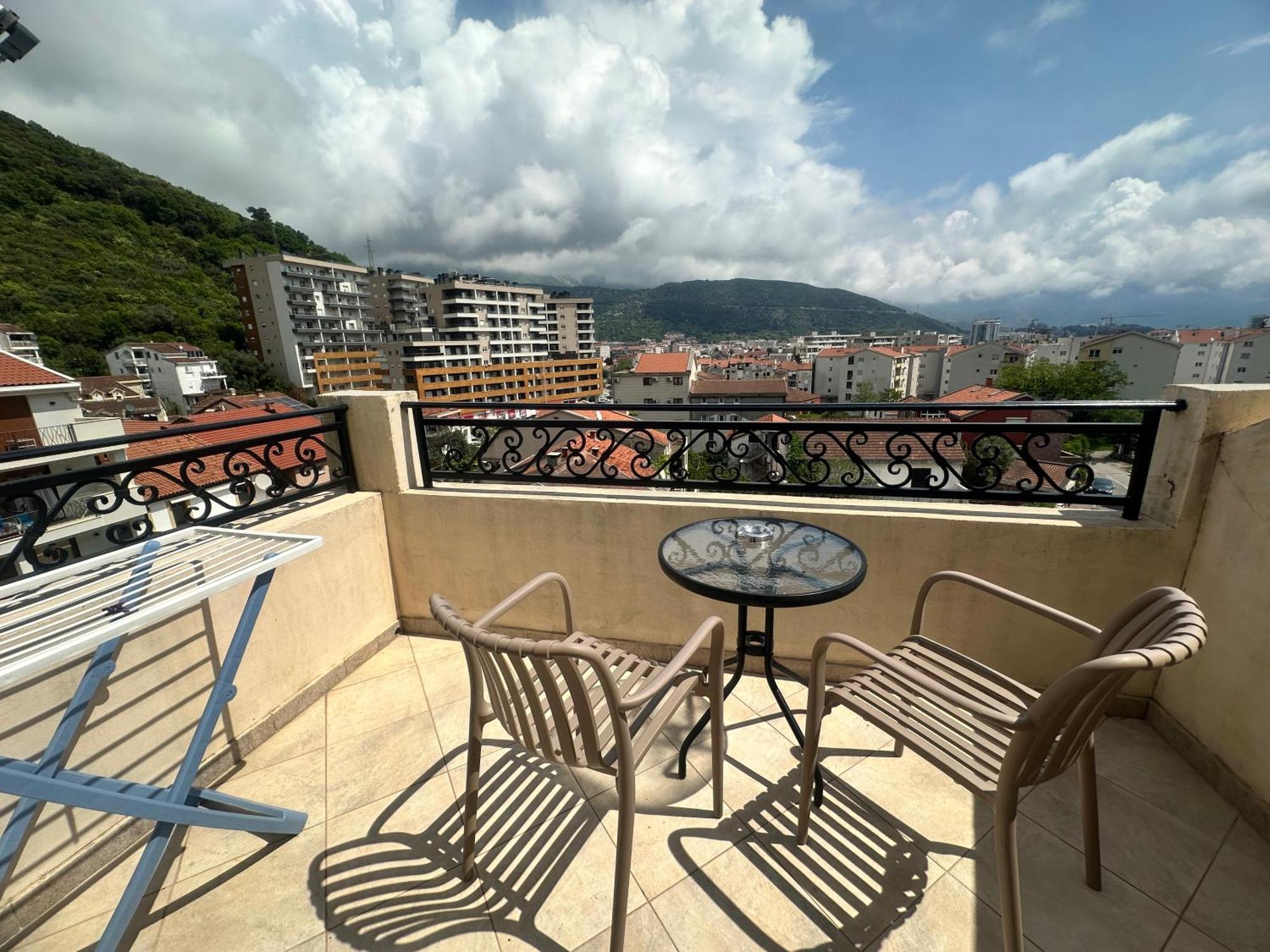 Apartments Manojlovic ブドヴァ エクステリア 写真